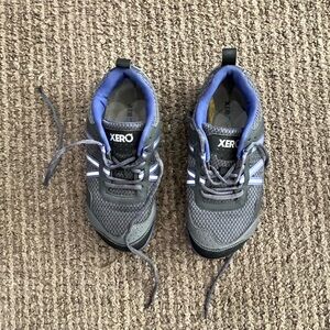 Xero shoes. Women’s size 6.